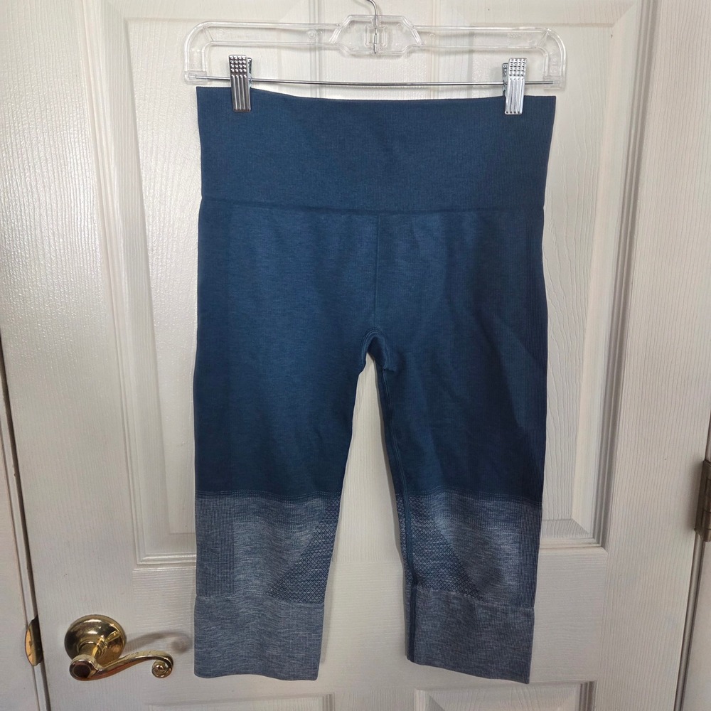 Lululemon Ebb to Street Tight II Blue Ombre Space Dye Crop Leggings Sz 6 Active